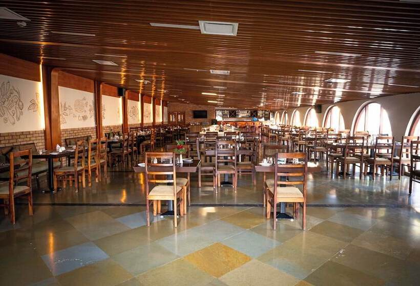 אתר נופש Om Vilas Benares, Varanasi