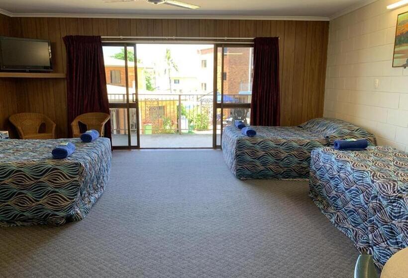 Sandpiper Motel