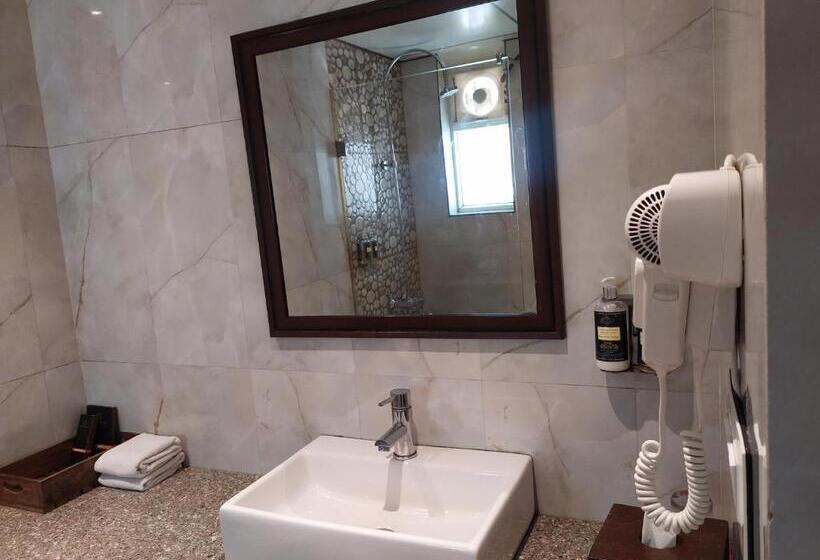 Suryavilas Luxury Resort & Spa