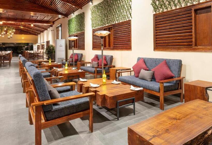 Suryavilas Luxury Resort & Spa