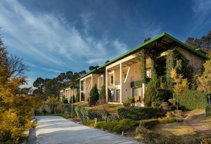 Suryavilas Luxury Resort & Spa