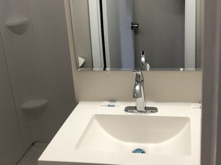 Trolley Stop Motel, Media ,near Phl Airport Pa