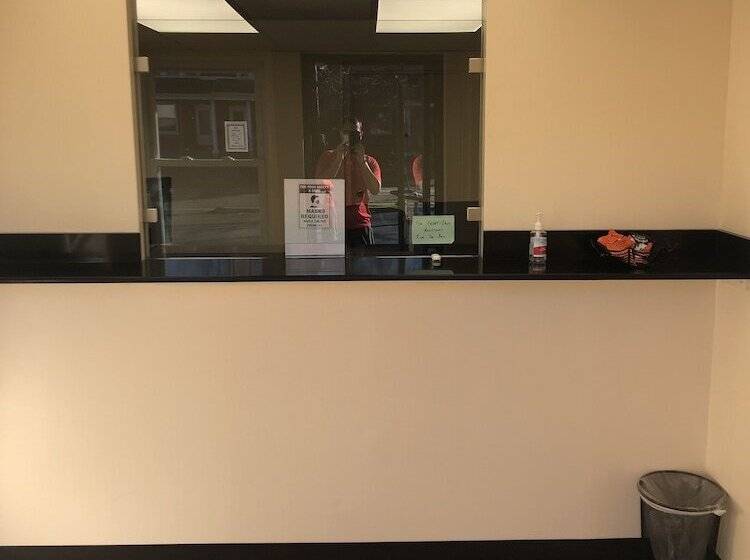 Trolley Stop Motel, Media ,near Phl Airport Pa