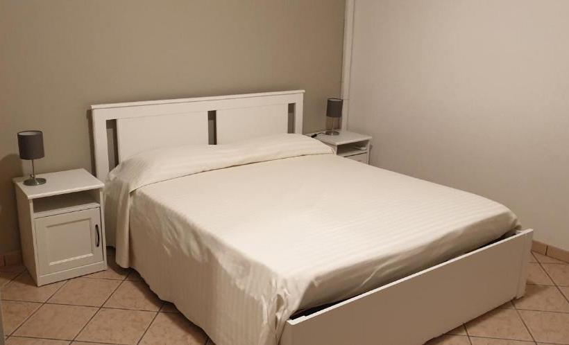 فندق صغير Civico 54   Locanda & Bistrò