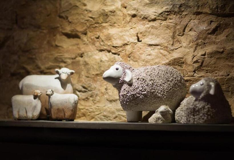 הוסטל Shoulder Of Mutton Inn