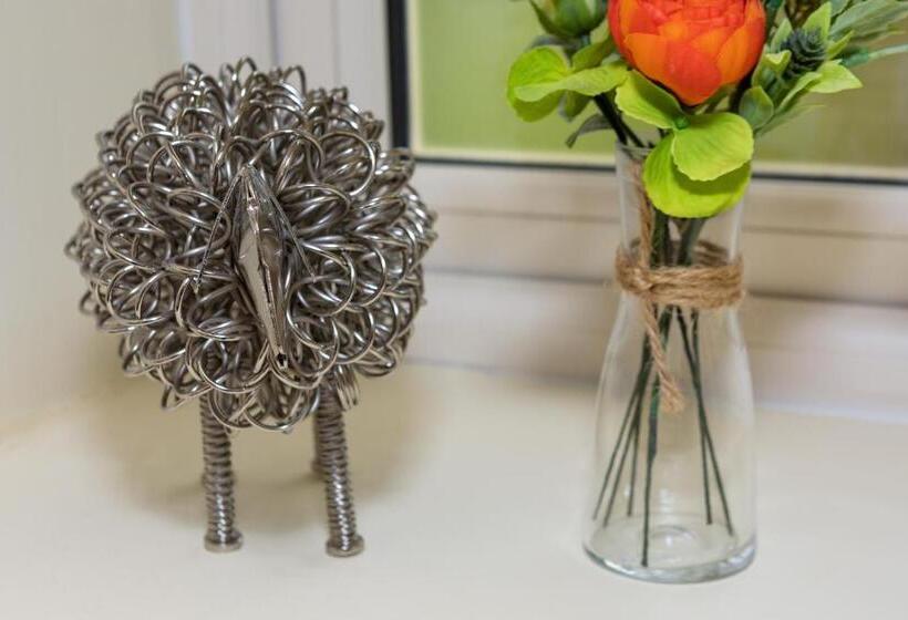 הוסטל Shoulder Of Mutton Inn