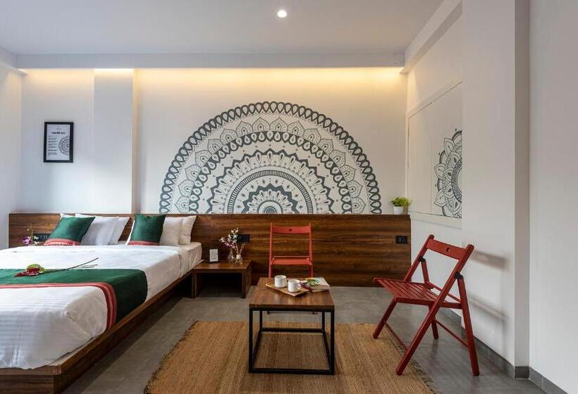 הוסטל The Cult Stay