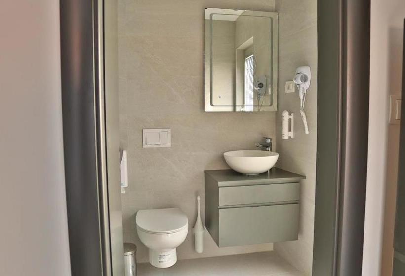 Saat Kula Luxury Rooms