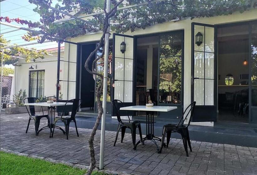 ベッドアンドブレックファースト Beautiful Betty Guesthouse