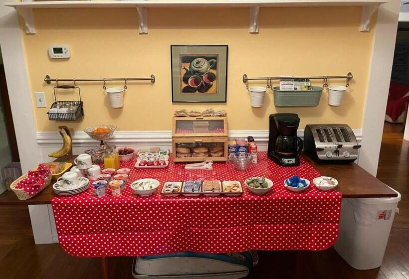 مبيت وإفطار Ardendales