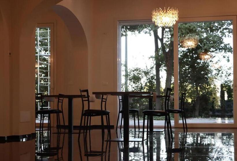 مبيت وإفطار Villa Il Selvatico