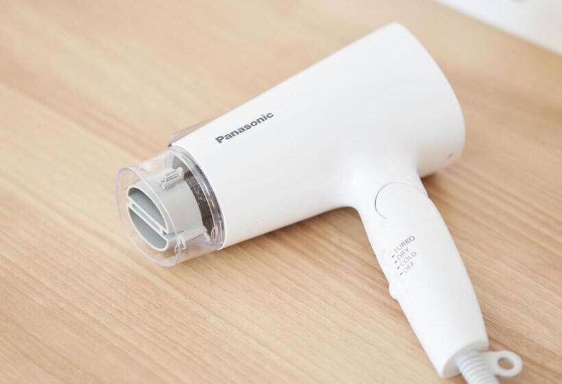 Henn Na Hotel Komatsu Ekimae