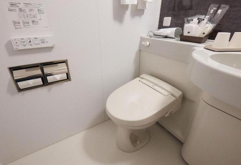 Henn Na Hotel Komatsu Ekimae