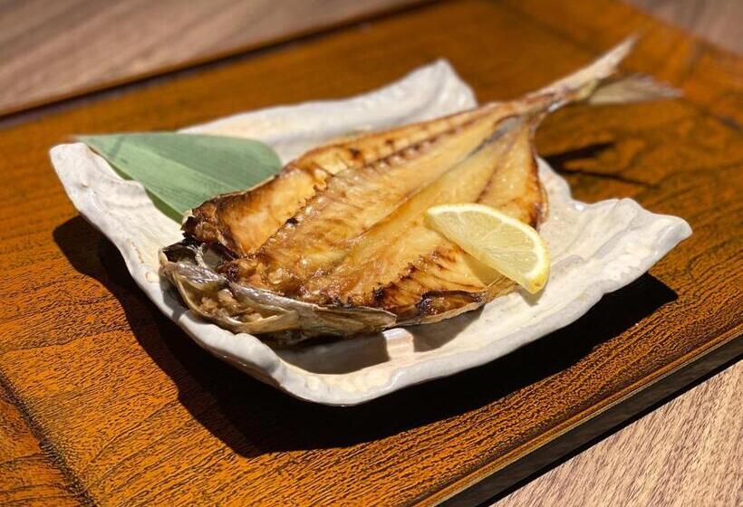 Henn Na Hotel Komatsu Ekimae