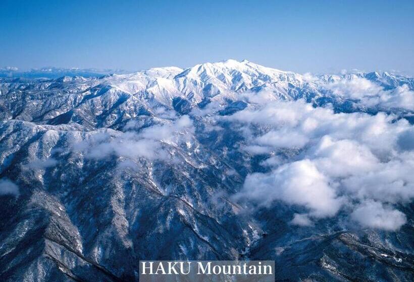 Henn Na Hotel Komatsu Ekimae