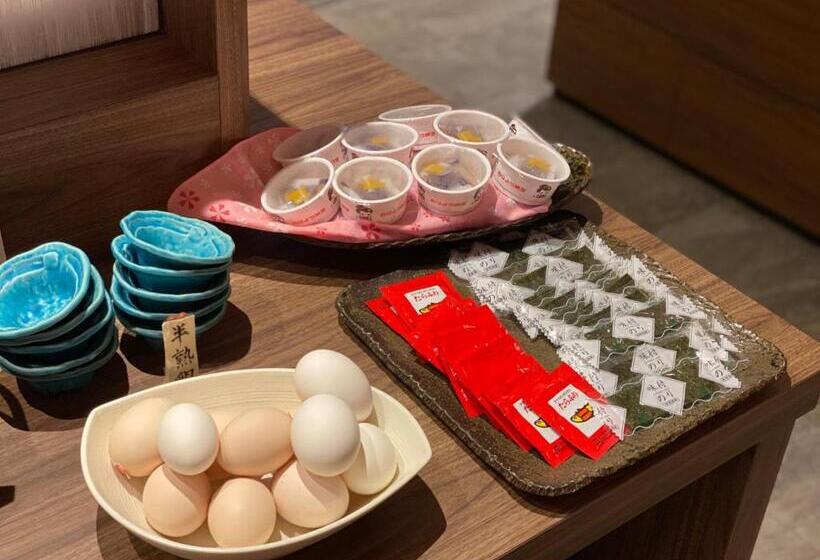 Henn Na Hotel Komatsu Ekimae