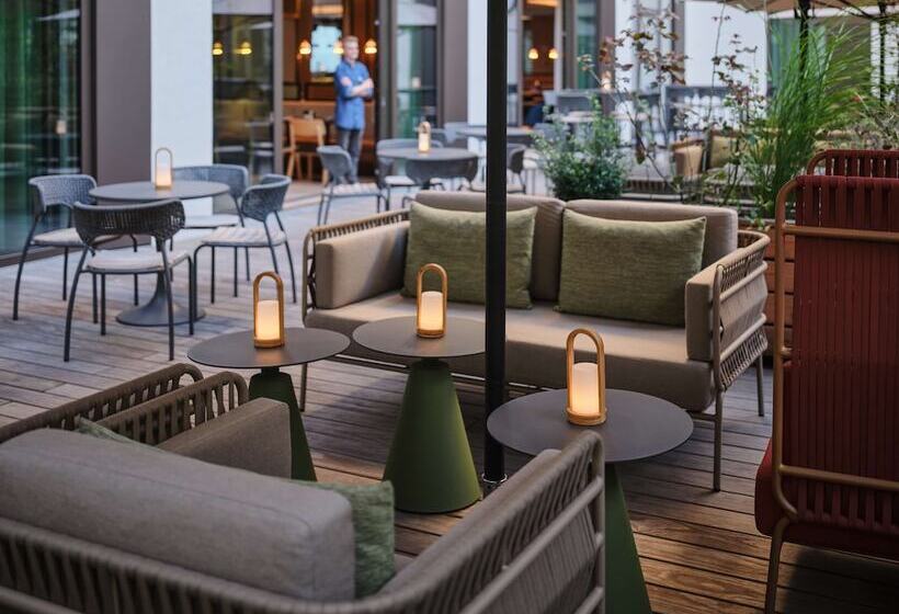 Adina Apartment Hotel Cologne