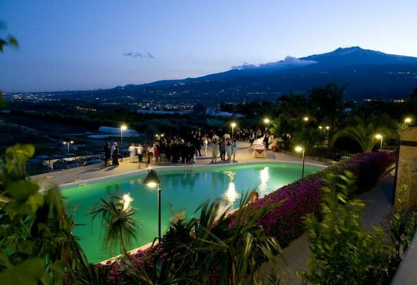 Отель Agriturismo Serra San Biagio