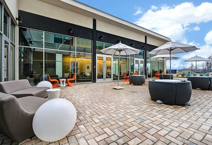 Отель Aloft Mooresville