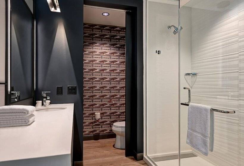 Отель Aloft Mooresville