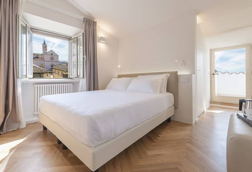 هتل Asisium Boutique