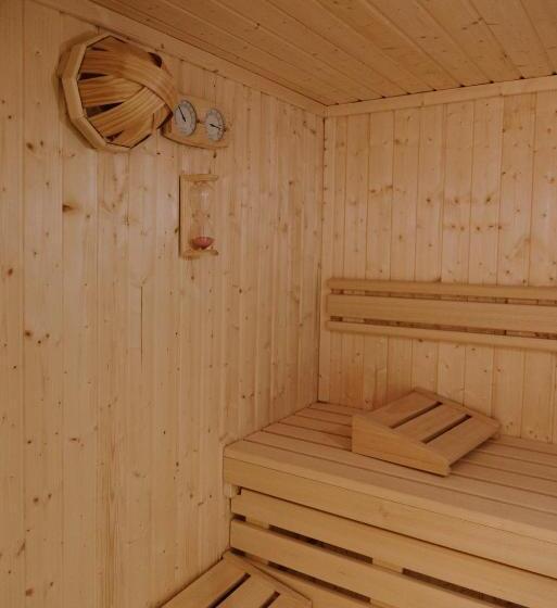 فندق Black Diamond