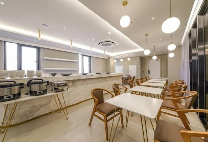 هتل Busan Myeongji Ciel Ocean