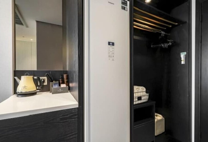 هتل Busan Myeongji Ciel Ocean