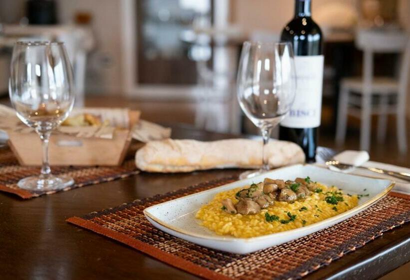 فندق Casale Dei Cinque Colli