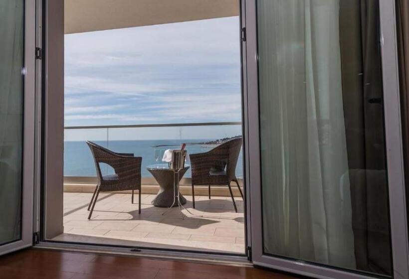 בית מלון כפרי Deluxe & Executive Spa By Rafaelo