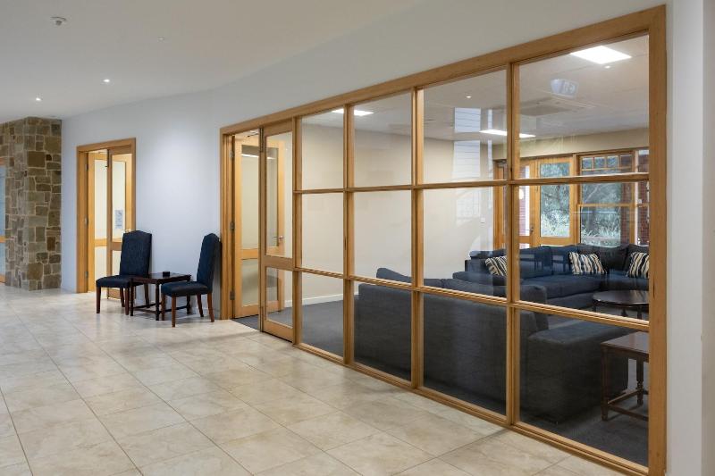 בית מלון כפרי Elkanah Lodge And Conference Centre