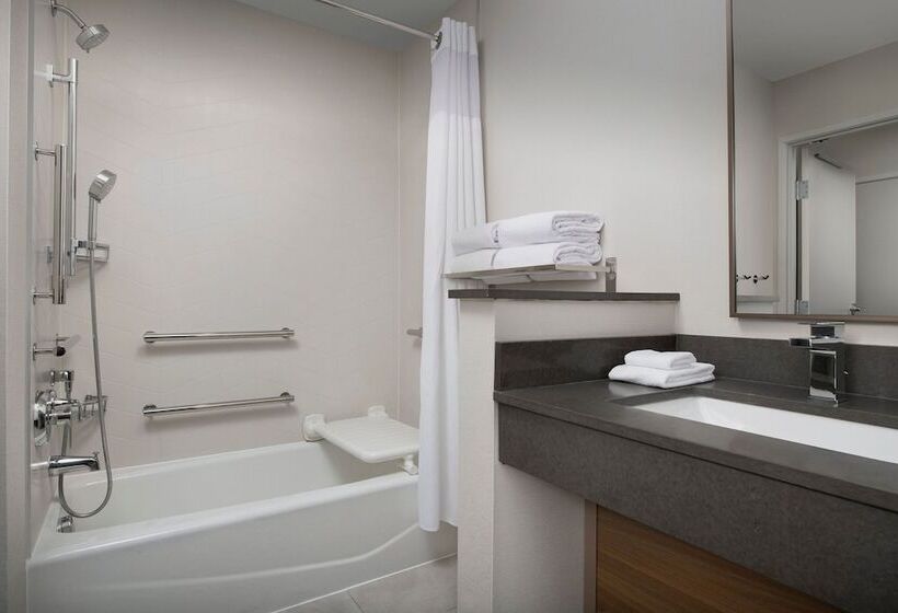 ホテル Fairfield By Marriott Inn & Suites Aberdeen