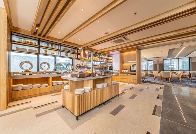 Fives Hotel Johor Bahru City Centre