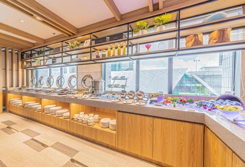 Fives Hotel Johor Bahru City Centre