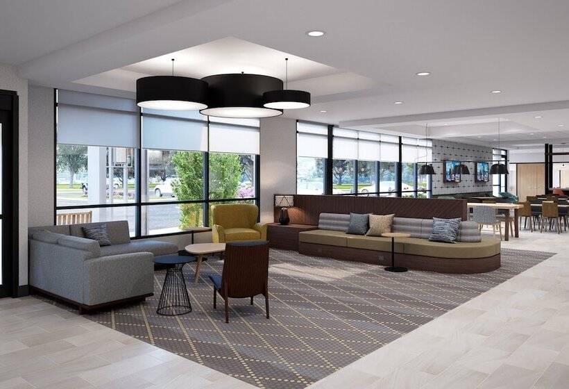 Отель Holiday Inn   Erie, An Ihg