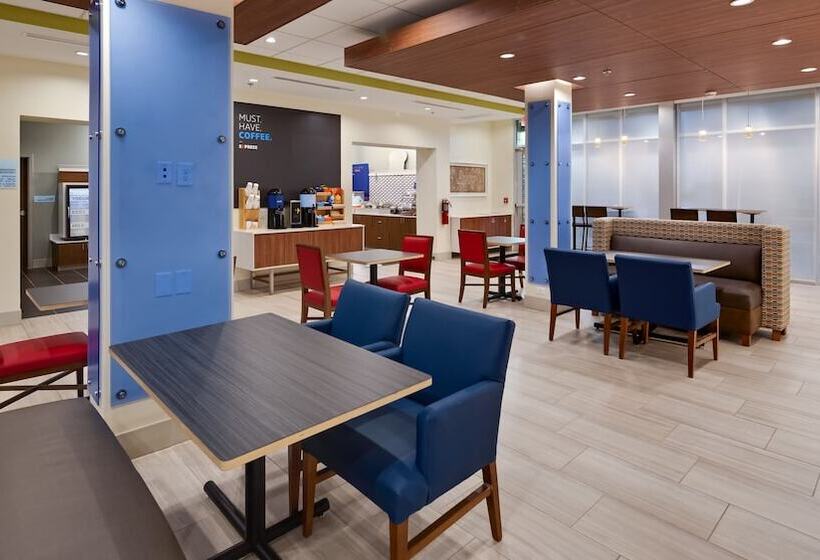 ホテル Holiday Inn Express & Suites Latta By Ihg