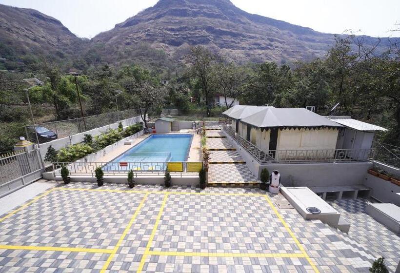 호텔 Indradhanush Hill Resort