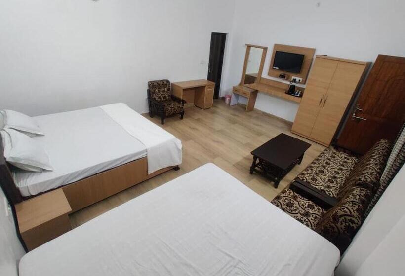 Отель Jp International Naimisharanya