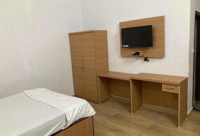 酒店 Jp International Naimisharanya