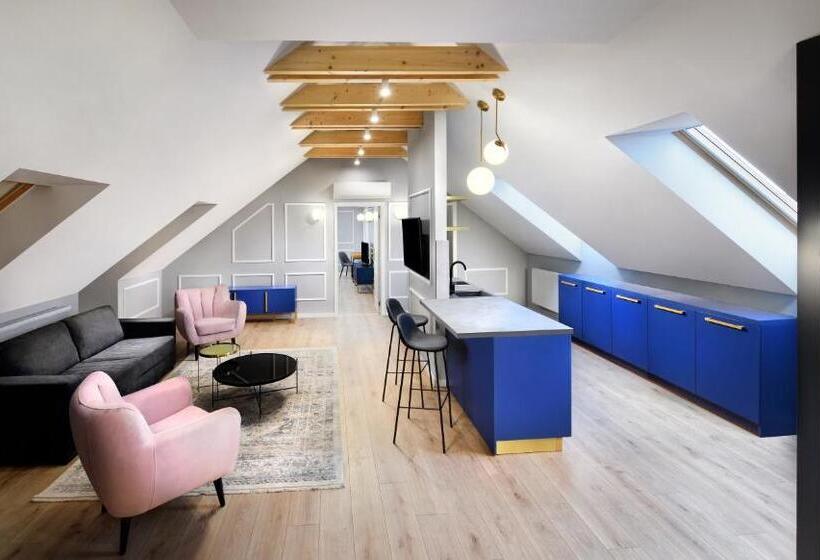 ホテル Kalix Boutique