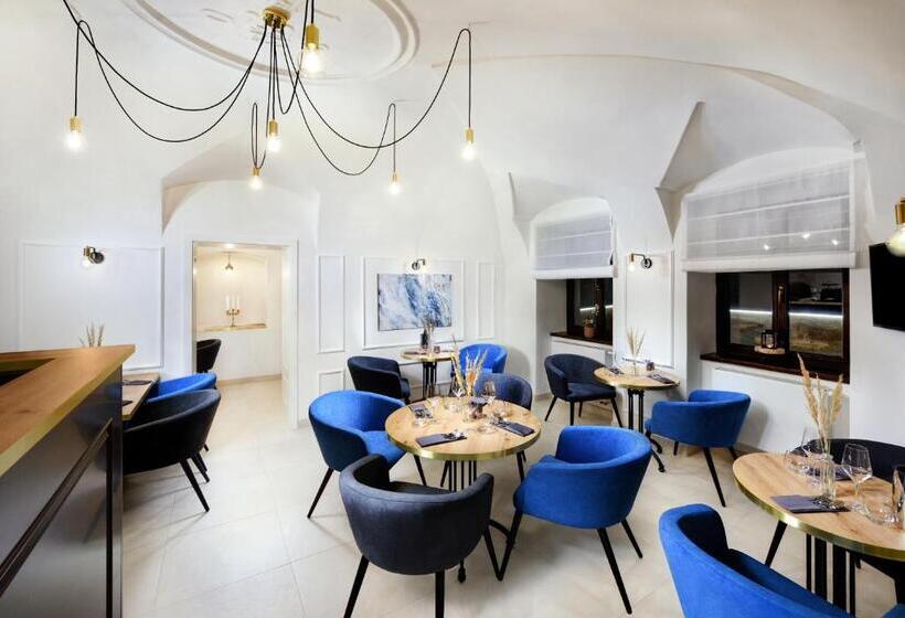 ホテル Kalix Boutique