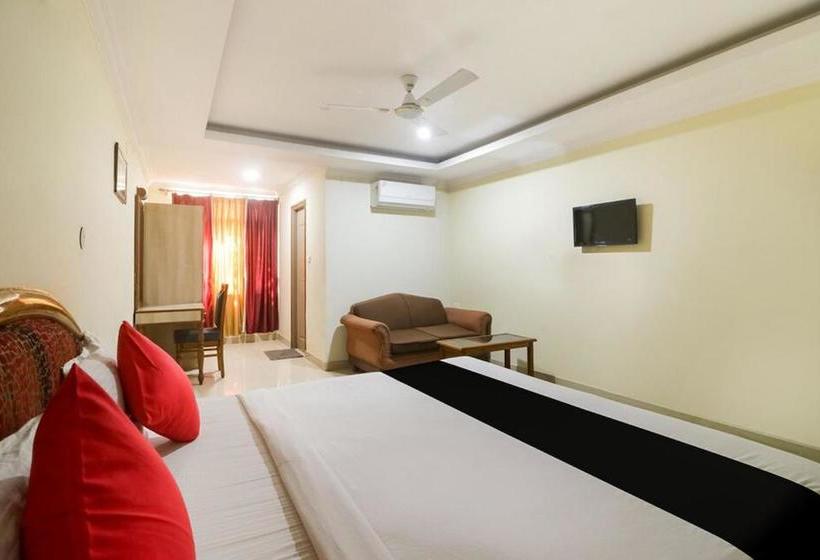 Treebo Y Hotels Elite, Khandagiri