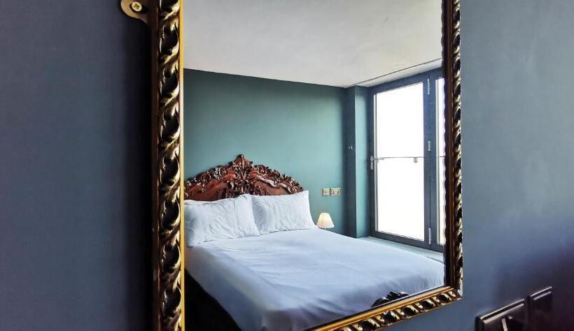 ホテル Lairds House