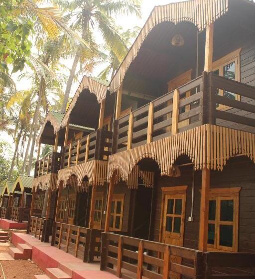 בית מלון כפרי Lotusfeet Beach Resort Morjim