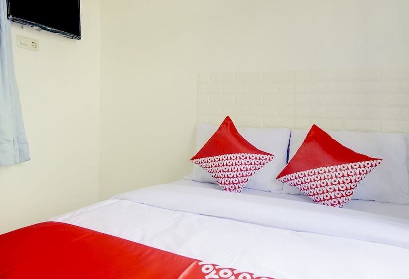 בית מלון כפרי Spot On 3286 Ramania Residence Syariah