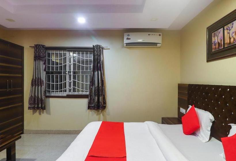 호텔 Oyo 74639  Aman Palace