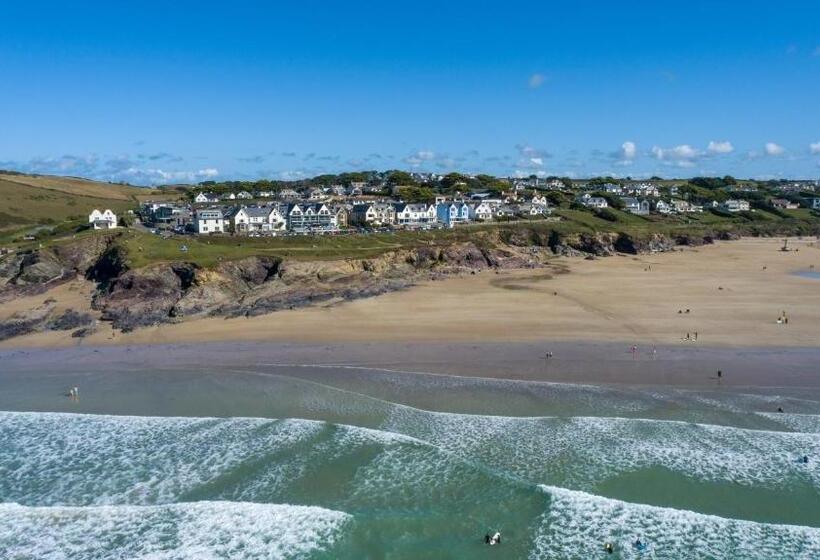 Отель Polzeath Beach House