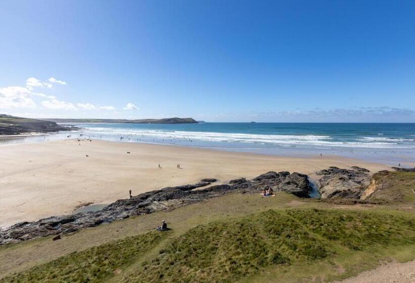 Отель Polzeath Beach House