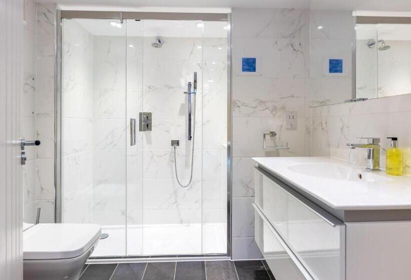 Отель Polzeath Beach House