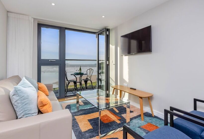 Отель Polzeath Beach House